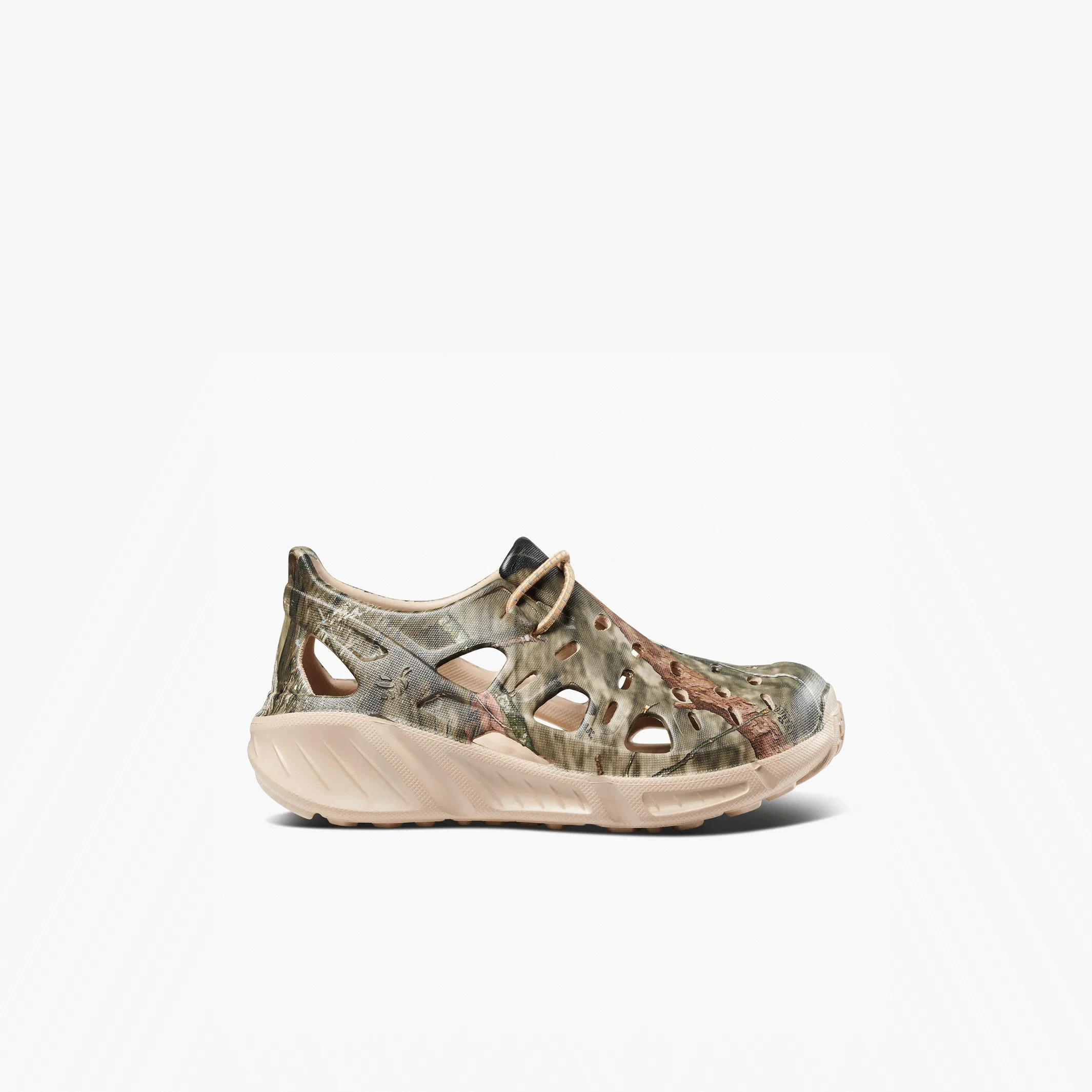 Boys Trekking Shoe – Mossy Oak Graphics