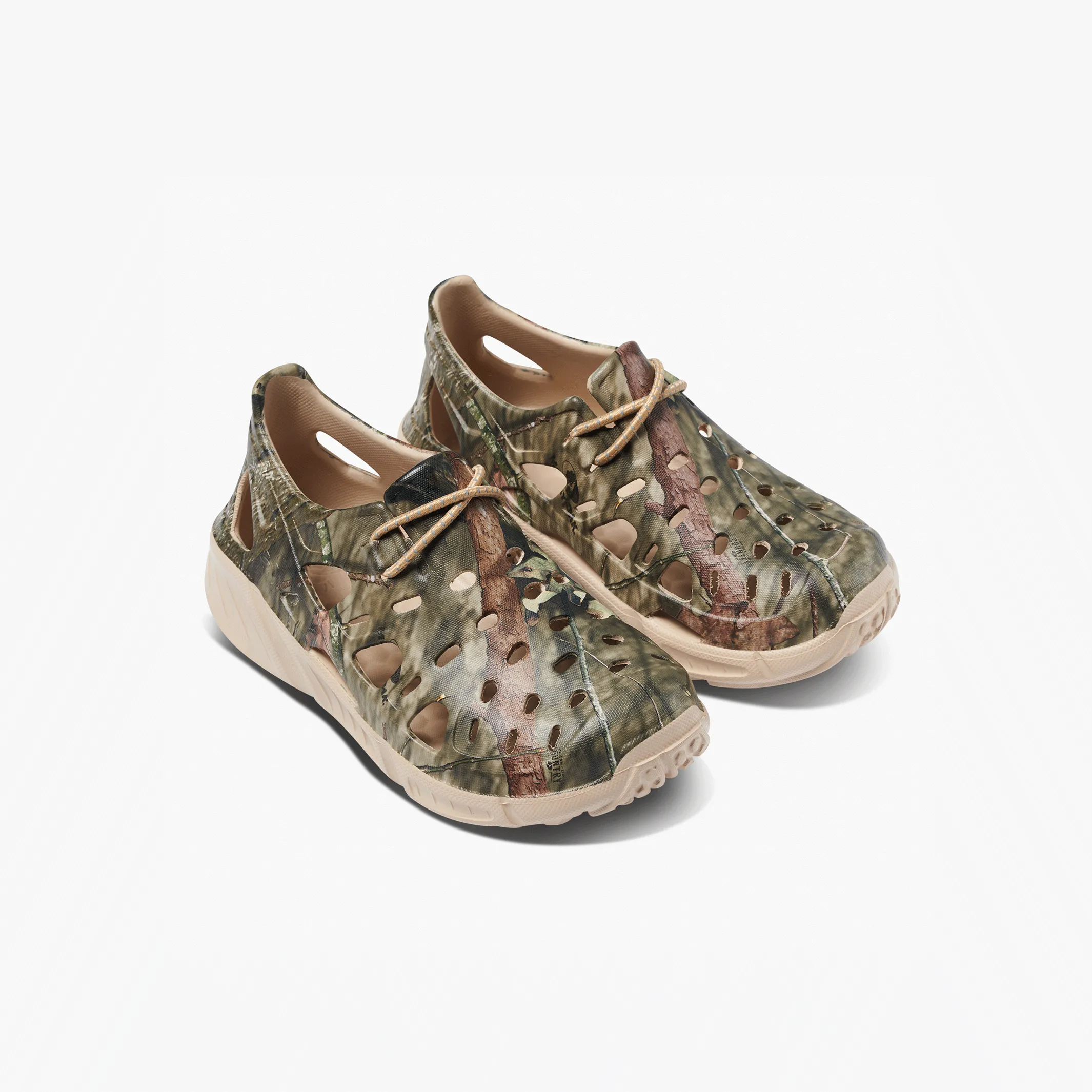 Boys Trekking Shoe – Mossy Oak Graphics